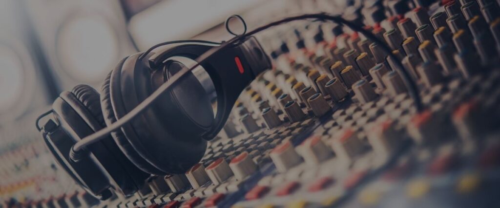 What Factors Affect Sound Quality - Speakers Reviewed - Cover Image 2