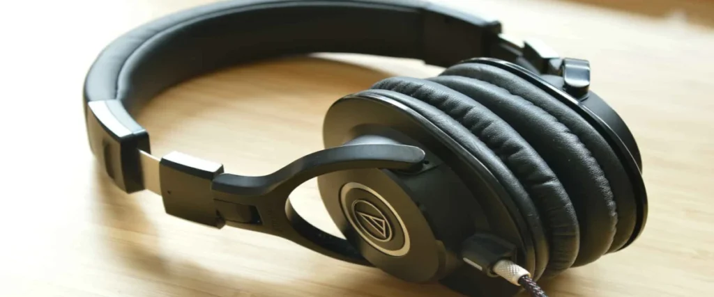 best-DJ-Headphones-Speakers-Reviewed